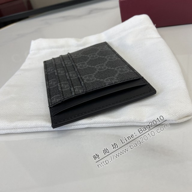 Gucci專櫃古馳最新款Emblem系列經典圖案卡包男士卡片夾 jh2705型號：821208